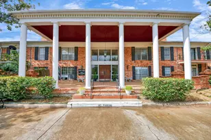 2824 Briarhurst Dr Dr, Houston, TX 77057 - Photo 2