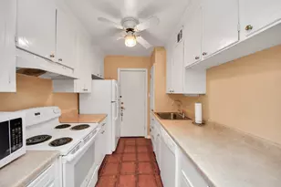 2824 Briarhurst Dr Dr, Houston, TX 77057 - Photo 18