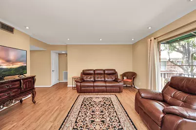 2824 Briarhurst Dr Drive #12, Houston, TX 77057 - Photo 12