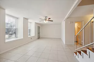 10147 Beekman Pl Dr, Houston, TX 77043 - Photo 4