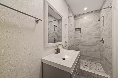 14022 Rosecrest Drive, Houston, TX 77045 - Photo 16