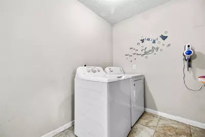 10530 Towne Square Road, Sugar Land, TX 77498 - Photo 24