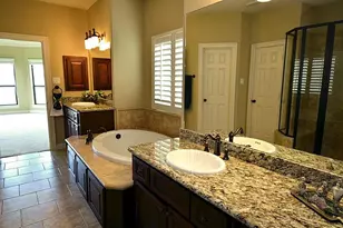 2498 Encino Ave, League City, TX 77573 - Photo 16