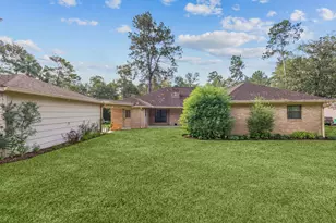 2211 Deer Springs Dr, Houston, TX 77339 - Photo 20