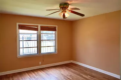7328 Oak Hill Drive, Houston, TX 77087 - Photo 8
