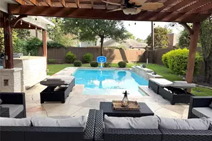16027 Charterstone Dr, Houston, TX 77070 - Photo 2