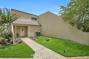 64 April Hill, Conroe, TX 77356 - Photo 24