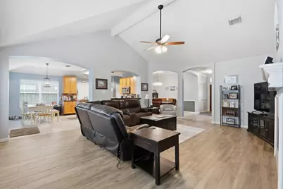 14614 Oxwick Circle, Houston, TX 77044 - Photo 8