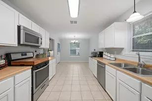 1916 41st Ave N, Texas City, TX 77590 - Photo 6