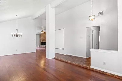 8118 Vista Del Sol Drive, Houston, TX 77083 - Photo 4