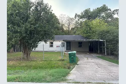 10010 Cathedral Drive, Houston, TX 77051 - Photo 2