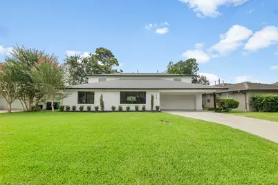 5439 Kinglet Street, Houston, TX 77096 - Photo 2