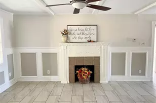 927 Greatwood Dr, Houston, TX 77013 - Photo 2