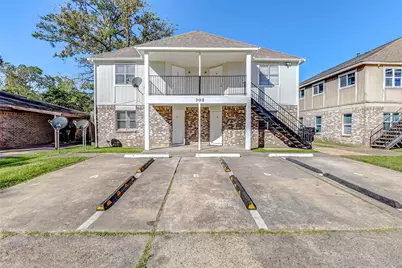 702 Lyle West Avenue #C, Cleveland, TX 77327 - Photo 2