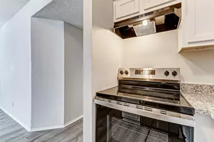 702 Lyle W Ave, Cleveland, TX 77327 - Photo 10