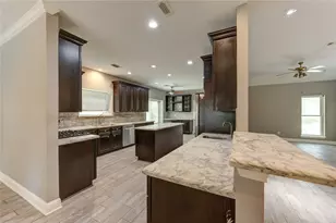 11915 Pondwood Dr, Cypress, TX 77429 - Photo 8