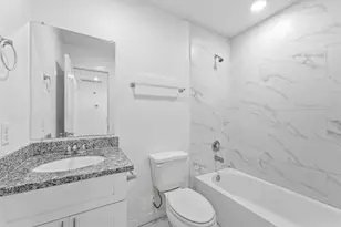 9405 Madera Rd, Houston, TX 77078 - Photo 14