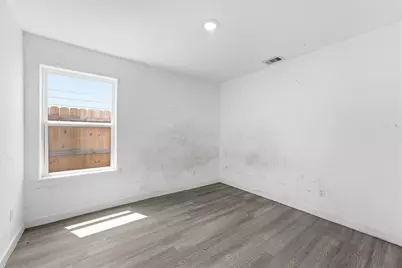 9405 Madera Road, Houston, TX 77078 - Photo 8