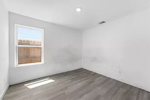9405 Madera Rd, Houston, TX 77078 - Photo 8