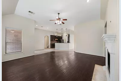 107 Bella Sole, Shenandoah, TX 77381 - Photo 18
