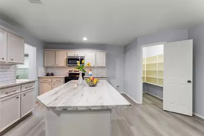 11745 Logan Ridge Drive, Houston, TX 77072 - Photo 12