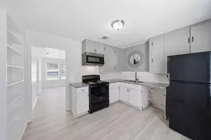5330 Pershing St, Houston, TX 77033 - Photo 6