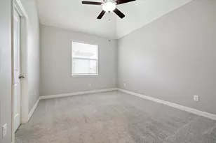 430 N Live Oak St, Houston, TX 77003 - Photo 16