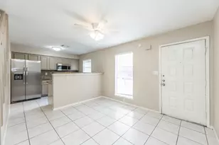 1926 Avenue B, Katy, TX 77493 - Photo 4