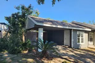 6614 Sherwood Dr, Houston, TX 77021 - Photo 2