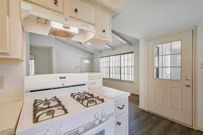 709  1/2 W 34th Street, Houston, TX 77018 - Photo 12