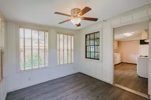709 1/2 W 34th St, Houston, TX 77018 - Photo 16