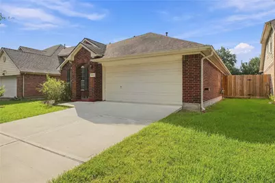 5724 Montclair Hill Lane, Rosharon, TX 77583 - Photo 4