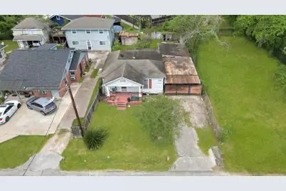 209 Frawley Street, Houston, TX 77009 - Photo 6