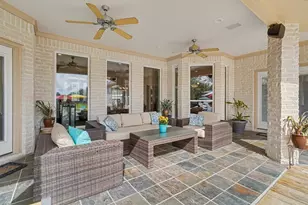 109 Avenue J, Dickinson, TX 77539 - Photo 40