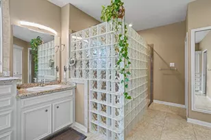 109 Avenue J, Dickinson, TX 77539 - Photo 22