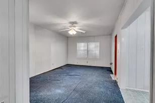1729 Hawthorne St, La Marque, TX 77568 - Photo 10