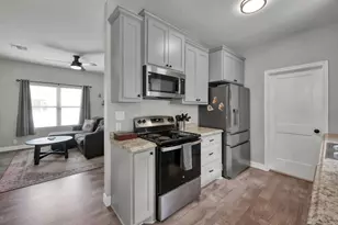 15867 Walnut Dr, Montgomery, TX 77356 - Photo 10