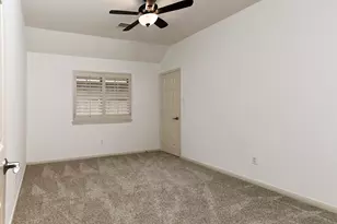 175 W Bristol Oak Cir, The Woodlands, TX 77382 - Photo 20