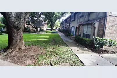 14703 Barryknoll Lane #26, Houston, TX 77079 - Photo 14