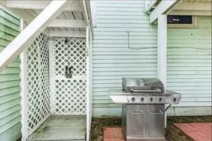 1624 17th, Galveston, TX 77550 - Photo 16