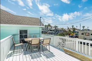1624 17th, Galveston, TX 77550 - Photo 2