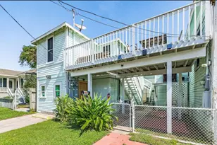 1624 17th, Galveston, TX 77550 - Photo 1