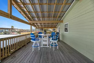 518 Marine Way, Freeport, TX 77541 - Photo 8