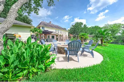 907 Middlecreek Street, Friendswood, TX 77546 - Photo 36