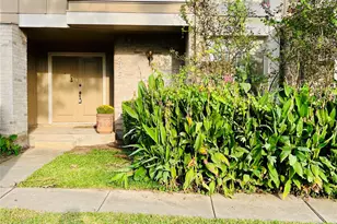 2325 Crescent Park Dr, Houston, TX 77077 - Photo 2