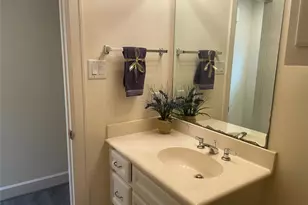 3704 Main Aspen Dr, Houston, TX 77025 - Photo 20