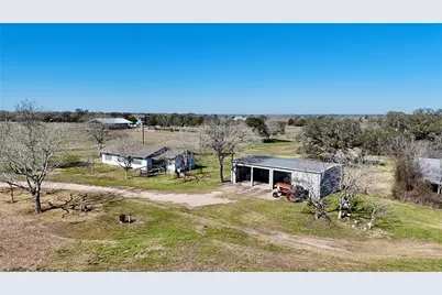 652 County Road 210, Hallettsville, TX 77964 - Photo 2