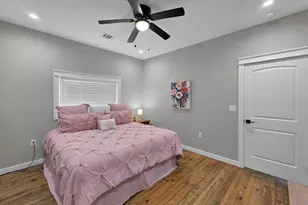 1048 Sunset Circle W, Crystal Beach, TX 77650 - Photo 32