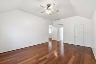 8702 Challis Park Ct, Houston, TX 77040 - Photo 18