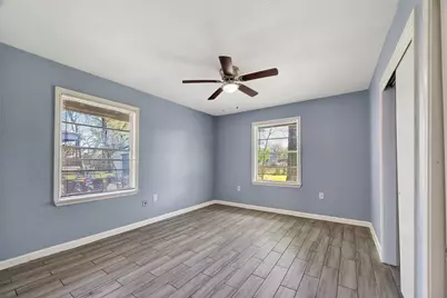 6022 Lyndhurst Drive, Houston, TX 77033 - Photo 10